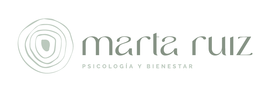 Marta Ruiz logo